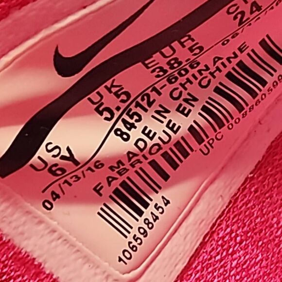 Nike LeBron Soldier 10 GS 'Vivid Pink Blast' 845121-606 size 6Y / Women's 7.5 - Picture 11 of 11